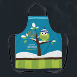 Tablier Chouette Hanoukka et Menorah dans Snowy Tree color<br><div class="desc">Ce Chouette et Menorah d'Hanoukka mignonne et colorée dans un arbre neigeux est totalement amusant! Le style Dessin Coloré ravira les enfants de tous âges, Apron est conçu pour faire sourire les gens. Inclut les mots "Allumez la nuit" et l'espace pour votre nom. Tout le texte peut être facilement modifié...</div>