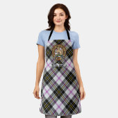 Tablier Clan MacPherson Crest sur la robe Tartan Apron (Porté)