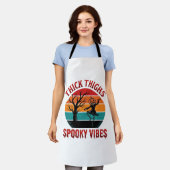 Tablier Conceptions de chemise Halloween Thick Thighs Spoo (Porté)