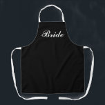 Tablier Cuisine de script noir et blanc de mariée<br><div class="desc">Montrez votre style tout en cuisine pour le nouveau marié avec ce jeu d'Cuisines en noir et blanc de mariée. Le texte est un script blanc "Mariée" centré sur devant un tablier noir solide. Excellente idée cadeau pour la douche de la mariée, la fête de la bachelorette et la lune...</div>