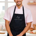 Tablier Cuisine minimaliste moderne Chef noir Nom personna<br><div class="desc">Habiller la pièce dans votre propre tablier de cuisine chef de nom personnalisé en noir. Le design se compose d'une conception de typographie simple et moderne,  qui combine le design de script et le design de serif. Parfait pour les connaisseurs de chef et les gourmets.</div>