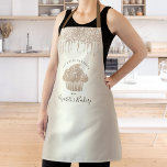 Tablier Cupcake Boulangerie Girly Gold Parties scintillant<br><div class="desc">Voici une façon merveilleuse d’ajouter au plaisir de la cuisson. Ajoutez un éclat supplémentaire à vos aventures culinaires chaque fois que vous portez ce tablier élégant, sophistiqué, simple et moderne. Un cupcake doré au champagne pétillant, une typographie manuscrite et des gouttes de parties scintillant superposent un arrière - plan doré...</div>