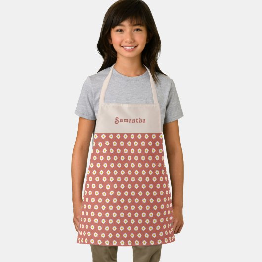 Tablier Customized children's apron with orange daisy (Insitu)