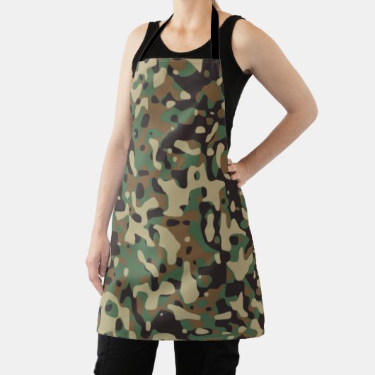 Tablier Digital Woodland Military Camouflage Pattern (Insitu)