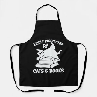 Tablier Easily Distracted by Cats and