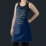 Tablier Elégant bleu marine or personnalisé nom de texte c<br><div class="desc">Elégant minimaliste moderne faux or et bleu marine nom de la coutume phrase de texte citent Apron. Idéal pour cuisiniers,  chefs,  poteries,  céramiques,  artisanat,  travail,  cuisine,  boulangerie,  barbecue,  grill,  mais aussi pour les entreprises et les magasins,  etc</div>
