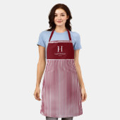 Tablier Élégant Monogramme Rayure Rouge Bourgogne Nom (Porté)