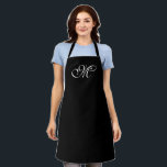 Tablier Élégant noir script personnalisé monogramme initia<br><div class="desc">Elégant noir et blanc script personnalisé calligraphie monogramme initial personnalisé solide cuisine Apron. Idéal pour cuisiniers, chefs, poteries, céramiques, artisanat, travail, cuisine, boulangerie, barbecue, grill, mais aussi pour les entreprises et les magasins, etc</div>