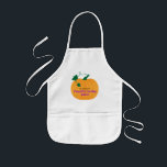 Tablier Enfant Citrouille mignon, découpage de citrouille de<br><div class="desc">Le citrouille de Halloween de cet enfant découpant le tablier comporte un graphique lunatique d'un citrouille sélectionné frais. Le texte fait sur commande vous permet d'ajouter votre nom. C'est idéal pour maintiennent l'habillement des enfants propre tandis qu'ils découpent leur citrouille de Halloween.</div>