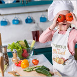 Tablier Enfant Ravis Coloré Et Béni Avec Cadeau Citrouille<br><div class="desc">Meilleur Cadeau Pour Vos Amis Et Votre Famille,  Texte De Thanksgiving Personnalisé Avec Les Couleurs D'Automne Merci Et Béni. Bon thanksgiving. Idées pour vous décorer chez vous à Thanksgiving</div>