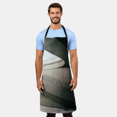 TABLIER ESCALIERS BLANCS EN BÉTON AVEC RAILS EN MÉTAL GRIS (Porté)