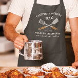 Tablier Flippin Awesome Papa BBQ Père personnalisé<br><div class="desc">Cute Flippin' Un design de papa génial qui fait un grand cadeau pour un cuisinier ou un chef papa dans votre vie.</div>
