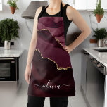 Tablier Géode Or de Bourgogne Or Géode Or Monogramme<br><div class="desc">Géode d'agate de Bourgogne et d'or Monogramme Belle Élégante Nom de script Apron. Cela fait le doux parfait 16, 13ème, 15ème, 16ème, 18ème, 21ème, 30ème, 40ème, 50ème, 60ème, 70ème, 80ème, 90ème, 100ème anniversaire, mariage, douche nuptiale, anniversaire, baby shower, remise de diplômes ou cadeau de bachelorette quelqu'un décorant sa chambre dans...</div>