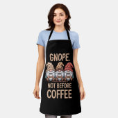 Tablier Gnope Pas de café avant Trois Gnomes Caféine (Porté)