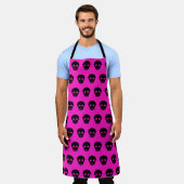 Tablier Goth Crâne noir Apron rose chaud (Porté)