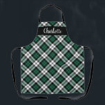 Tablier Green Black Watch Plaid Fête personnalisée<br><div class="desc">Festive saisonnier tablier de vacances dispose d'une chasse classique vert, blanc, et noir montre écossaise écossaise tartan plaid motif avec texte moderne en monogramme blanc qui peut être personnalisé avec un nom. Que vous soyez en cuisine de dîner de Noël, en train de cuisiner des biscuits de vacances ou de...</div>