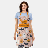 Tablier Halloween rose vif avec Fantômes, Citrouilles, cha (Porté)