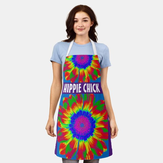 TABLIER HIPPIE CHICI TIE DYE KITCHEN APRON (Porté)