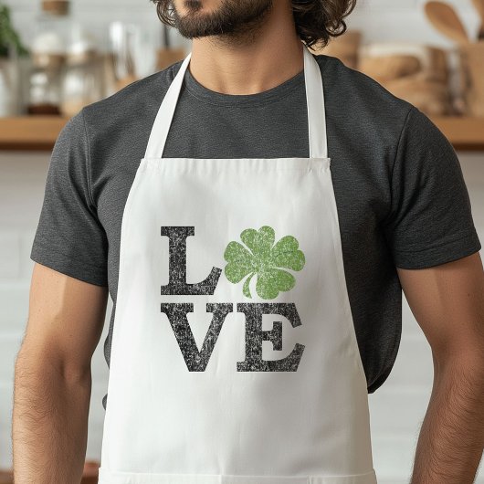 Tablier Jour de la Saint Patrick LOVE avec shamrock