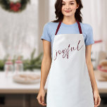 Tablier Joyeuse élégante calligraphie bourguignonne<br><div class="desc">Joyeuse Elégante Calligraphie Bourgogne avec sangles bordeaux. Toutes les couleurs peuvent être modifiées au besoin.</div>
