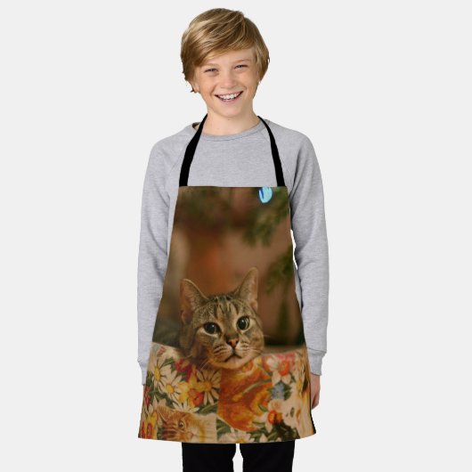 Tablier Kitten peeking behind the Christmas tree (Porté)