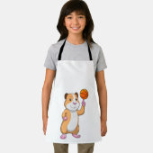 Tablier La Guinée joue au basket-ball avec le basket-ball. (Insitu)