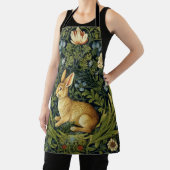 Tablier Lapin Art nouveau dans le jardin (Insitu)