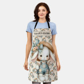 Tablier Lapin mignon dans les couloirs avec Casquette pail (Porté)