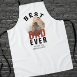 Tablier Le meilleur papa jamais père photo ronde de la jou<br><div class="desc">Le meilleur papa moderne jamais père`s Day Round Photo Apron. Le texte est en typographie tendance et la photo est dans un cadre rond. Customisez le texte et ajoutez votre photo. Un cadeau sucré pour un père ou un grand-père le jour du Père ou l'anniversaire.</div>