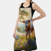 Tablier Le printemps Texas longhorn dans un champ (Insitu)