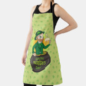 Tablier Leprechaun de dessin dans une casserole d'or tenan (Insitu)