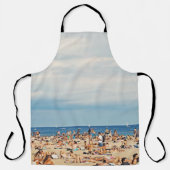 Tablier Les gens sur la plage de sable brun (Recto)