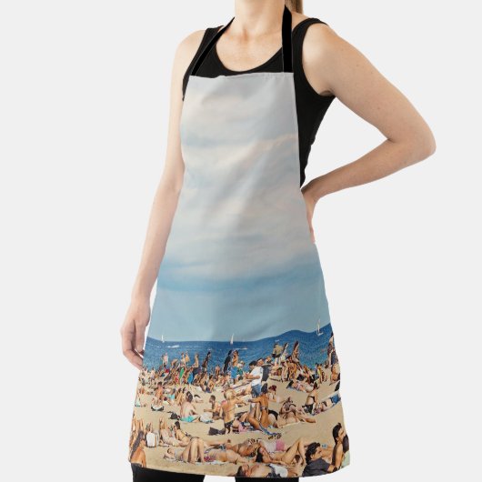 Tablier Les gens sur la plage de sable brun (Insitu)