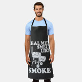 Tablier Les vrais hommes sentent le T-shirt au barbecue fu (Porté)