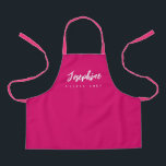 Tablier Little Chef Script Name Simple personnalisé rose<br><div class="desc">Faites de votre petit chef une expérience spéciale grâce à notre petit chef Script Name Simple Personnalisé Pink Apron. Ce tablier est conçu pour fournir un look simple, chic et élégant, avec typographie stylisée pour personnaliser le nom. La couleur rose ajoute une touche de douceur et de charme à l'tablier,...</div>