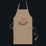 Tablier Long 50 et fabuleux rose floral | 50e anniversaire Appr<br><div class="desc">Cinquante et fabuleux ! Élégant apperon de fête du 50e anniversaire rose floral. Chic rose roses pionnes feuilles verts. Vous pouvez personnaliser les polices de script et les couleurs de police dans la conception. Watercolor rose Roses est un graphisme numérique.</div>