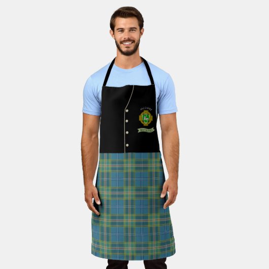 Tablier McGuire Irish Shield & Tartan Personnalisé Kilt (Porté)