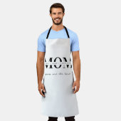 Tablier Minimalist Personalized Mom Name Apron (Porté)