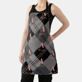 Tablier Monogramme moderne Plaid Grey noir rose (Insitu)