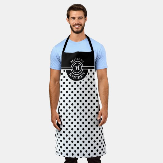 Tablier Monogramme noir et blanc Polka Dot Kitchen Apron (Porté)