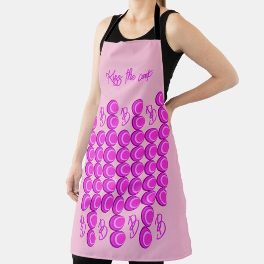 Tablier Motif rétro rose dans le style tendance avec monog (Insitu)