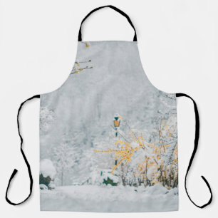 Tablier nature dans la neige rendu vintage lensart, beau