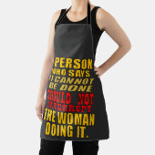 Tablier Ne pas interrompre la femme qui le fait (Insitu)