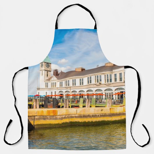 Tablier NEW YORK, USA - SEP 22, 2015 : New York peer on t (Recto)