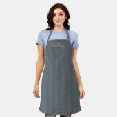Tablier Noces à rayures bleu acier et monogramme (Porté)