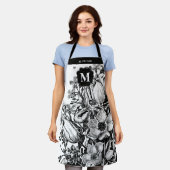 Tablier noir et blanc floral  (Porté)