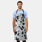 Tablier Noir sur les oiseaux Motifs en argent et fleurs de (Porté)