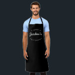 Tablier Nom personnalisé Cuisine chef<br><div class="desc">Lavez les talents culinaires de votre cuisine avec notre coin cuisine Chef de prénom personnalisé. Ce tablier est conçu pour inspirer et motiver le chef dans votre vie pour créer des plats délicieux qui raviront et satisferont. Avec son design moderne et unique, ce tablier se distingue comme un accessoire élégant...</div>
