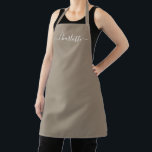 Tablier Nom personnalisé écriture personnalisée taupe élég<br><div class="desc">Tablier de cuisine personnalisé avec nom moderne écriture personnalisée taupe et texte blanc monogramme uni couleur simple girly élégant chic. Personnalisez-le avec un nom, une citation, une phrase ou un texte. Idéal pour les cuisiniers, les chefs, la poterie, la céramique, l'artisanat, le travail, la cuisine, la pâtisserie, le barbecue, le...</div>