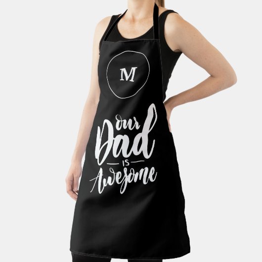 Tablier Notre père est génial Monogramme noir et blanc (Insitu)